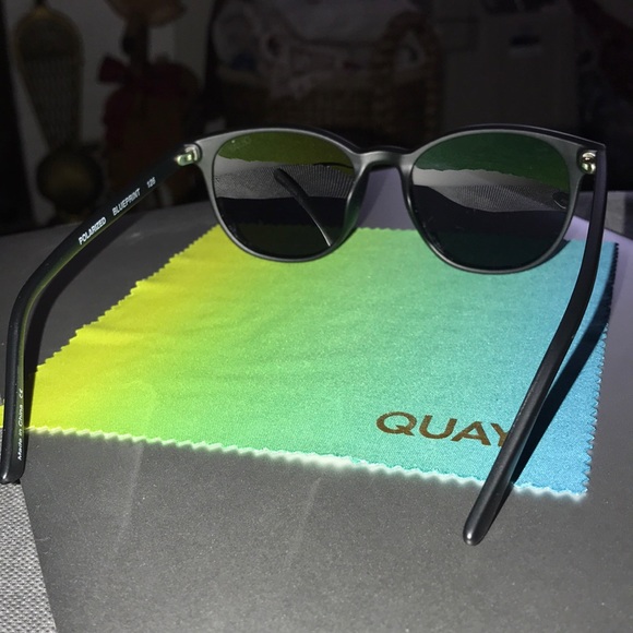 Quay Polarized Blueprint Sunglasses - Picture 3 of 9